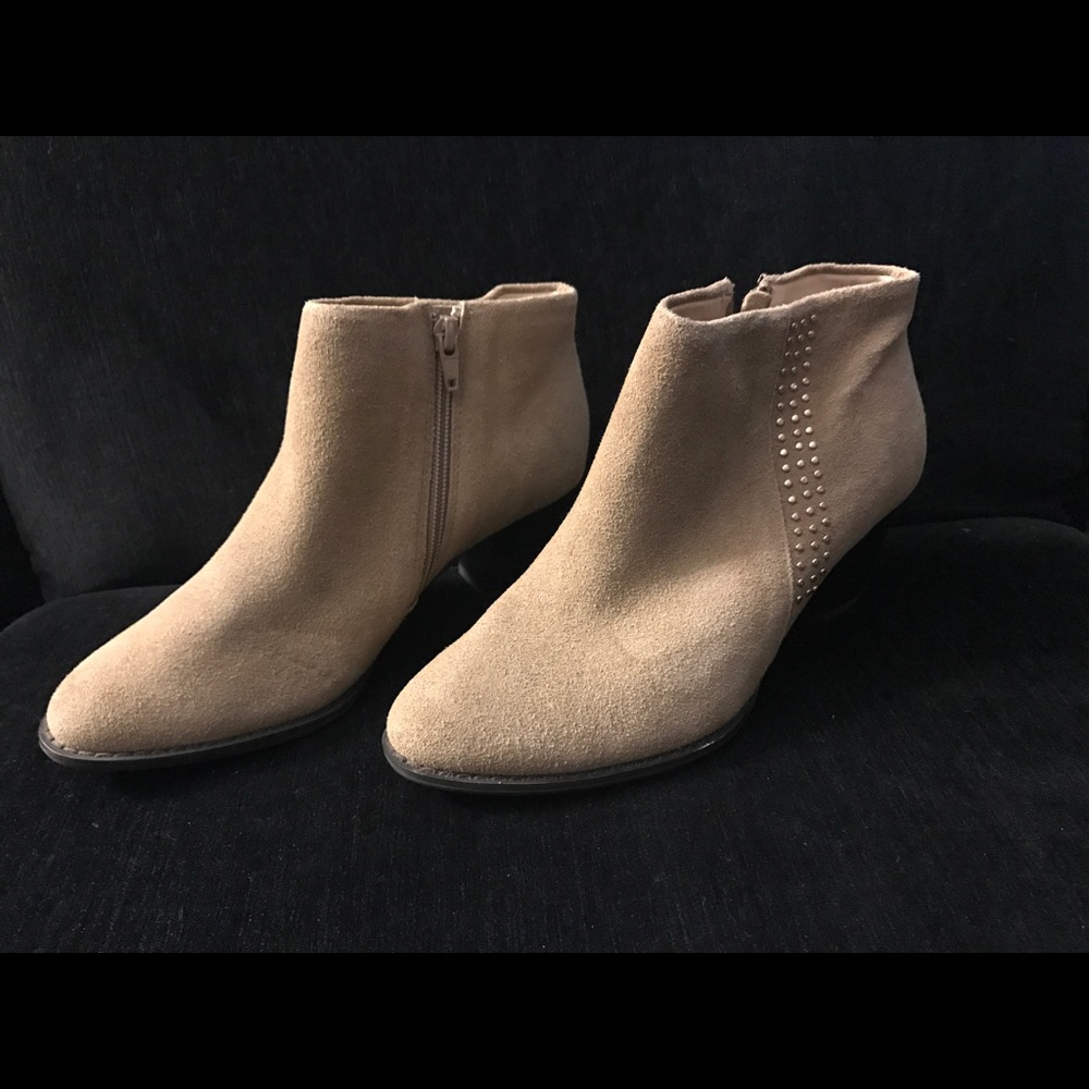 Vionic studded booties